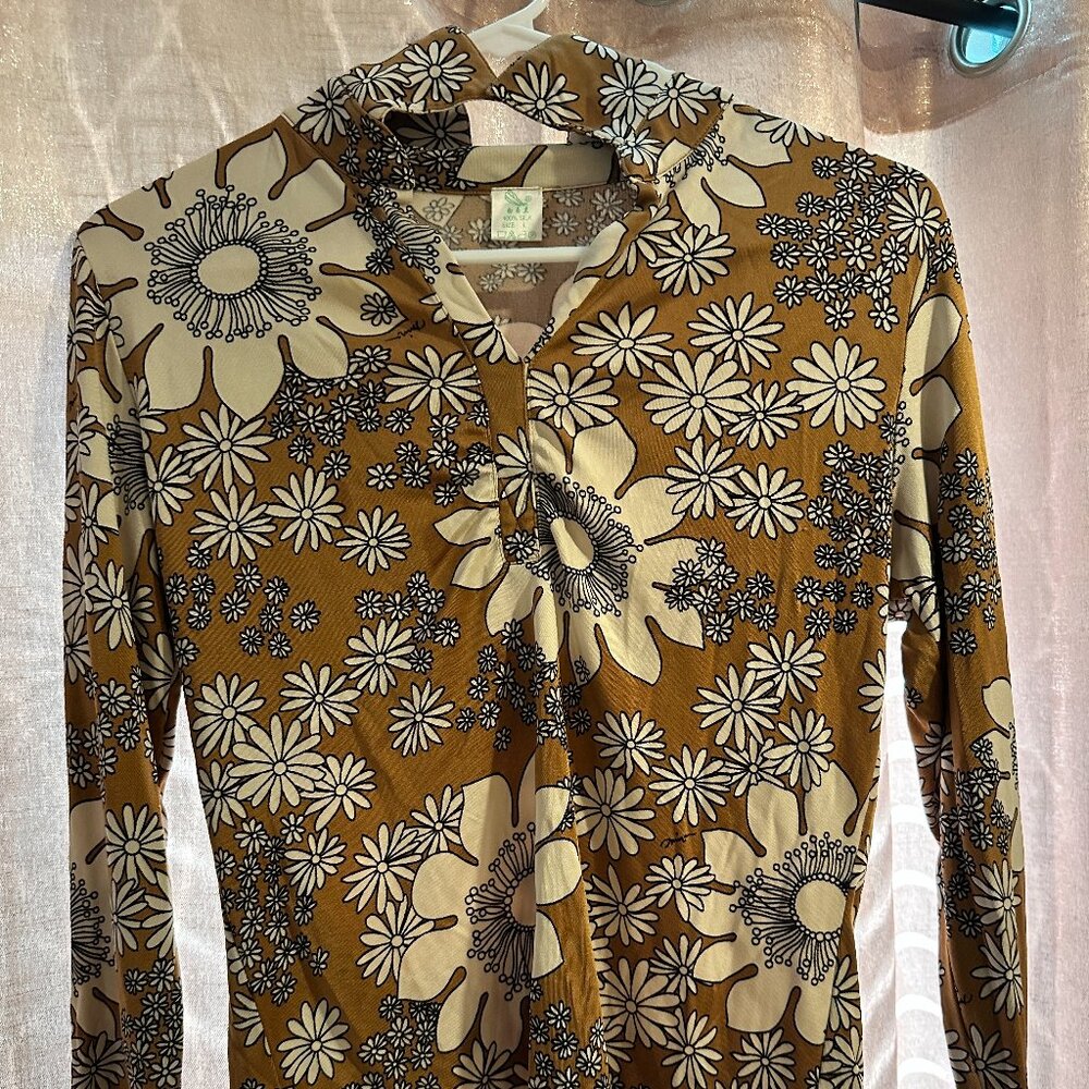 Unknown Brand Long Sleeve Silk Top - Size Large